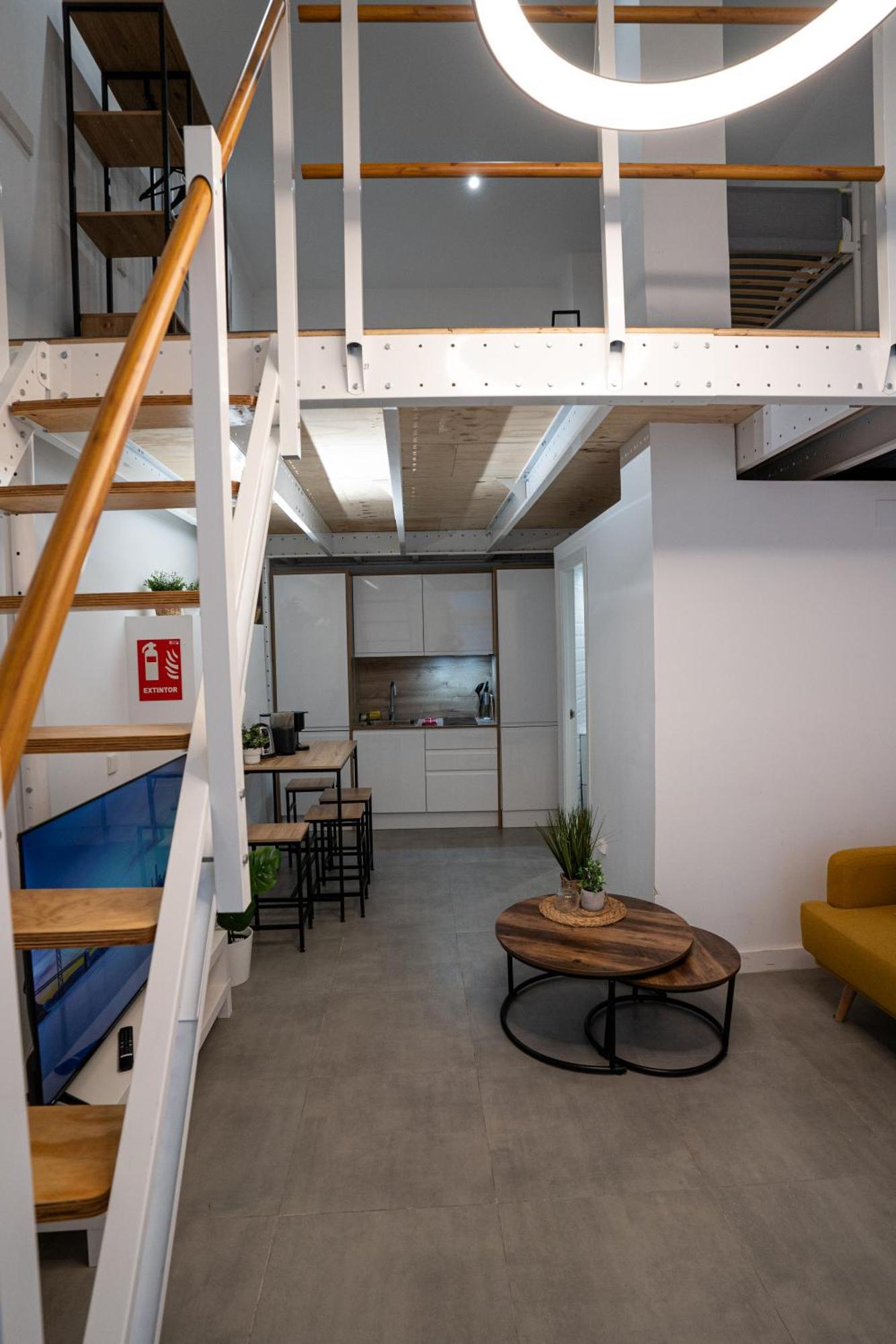 Loft A 10 Min Del Centro Historico De Madrid A Apartment Exterior photo